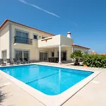 Magnifica Moradia V4 * Praia del Rei