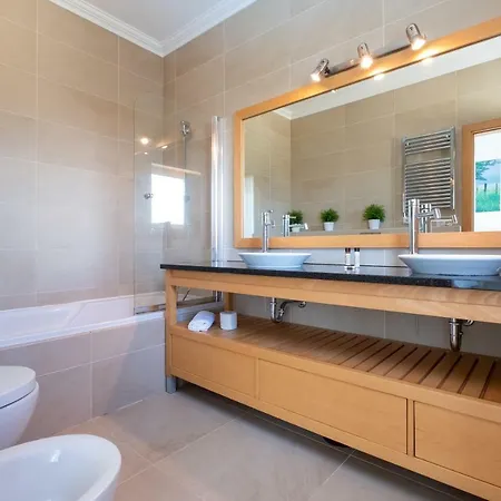 Magnifica Moradia V4 *