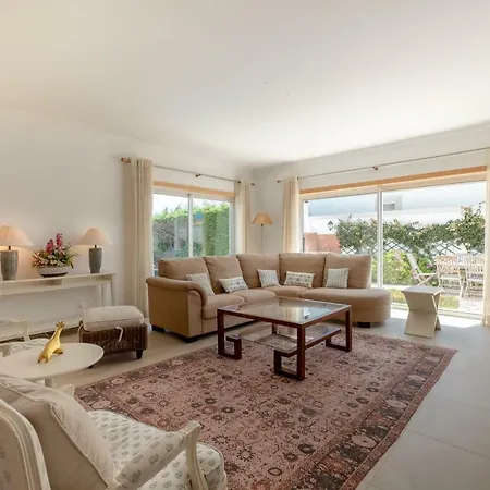 Magnifica Moradia V4 Praia del Rei