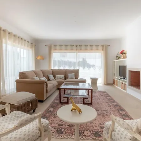 Feriehus Magnifica Moradia V4